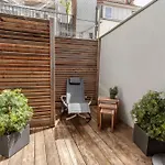 Altstadt - Exklusive 3-zi-wohnung Fuer 6 Personen Mit 90 Qm, Grosser Dachterrasse, Parkplatz, Wlan Διαμέρισμα Νυρεμβέργη