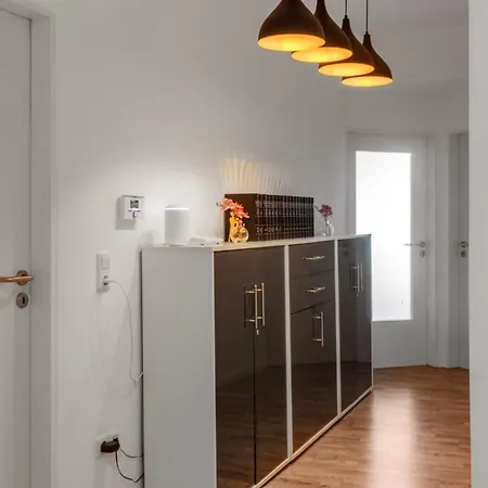 Altstadt - Exklusive 3-zi-wohnung Fuer 6 Personen Mit 90 Qm, Grosser Dachterrasse, Parkplatz, Wlan Lejlighed Nürnberg