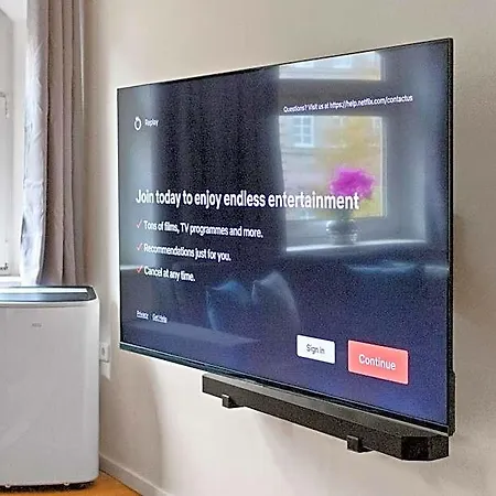 Altstadt - Exklusive 3-zi-wohnung Für 6 Personen Mit 90 Qm, Großer Dachterrasse, Parkplatz, Wlan *