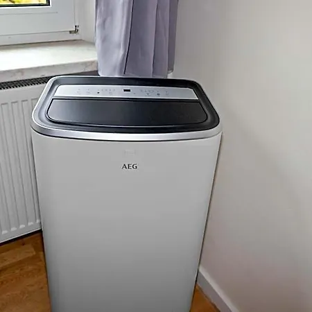 Altstadt - Exklusive 3-zi-wohnung Für 6 Personen Mit 90 Qm, Großer Dachterrasse, Parkplatz, Wlan Núremberg